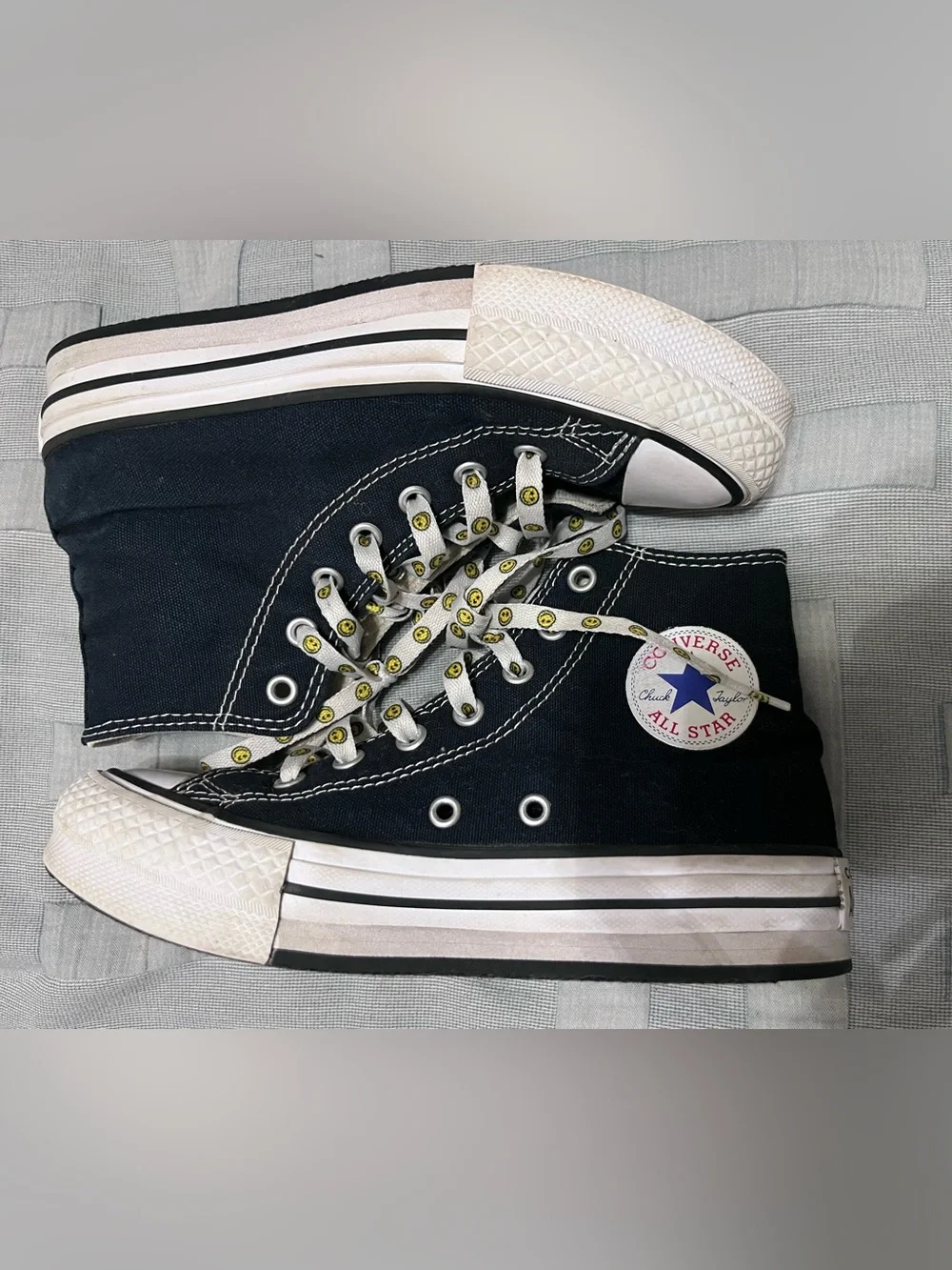 Kids Converse platform high-tops. Size 2.5 Smiley face shoelaces. Black/white.